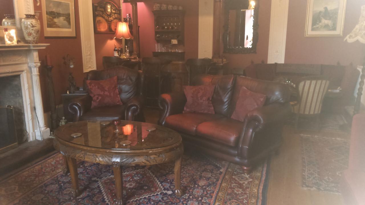 Disblair House Otel Newmacher Dış mekan fotoğraf